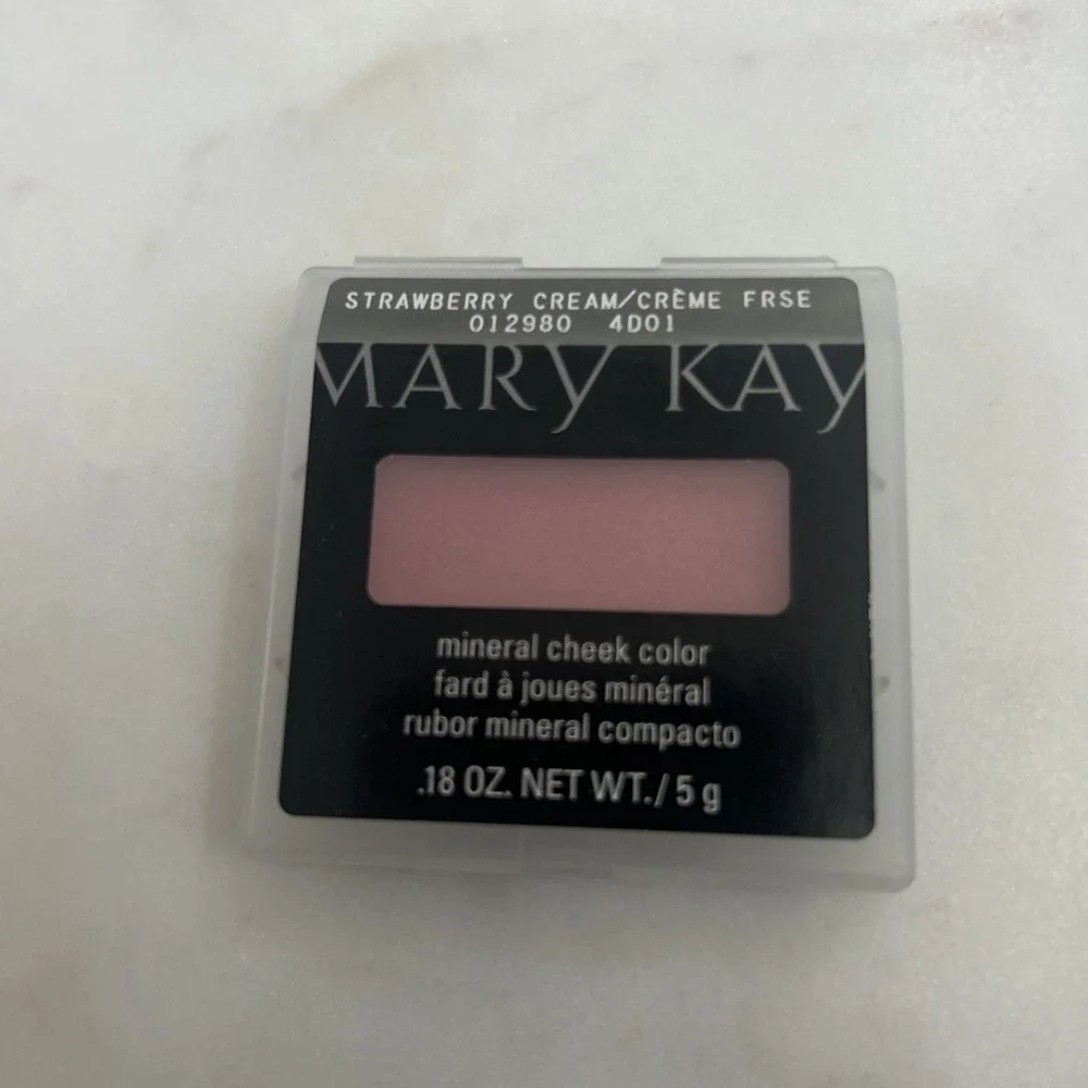 Discontinued Mary Kay Mineral Cheek Color Blush Strawberry Cream Full Size New